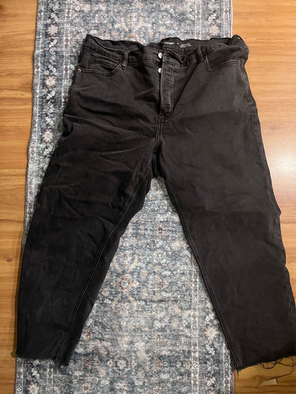 Old Navy Women's Relaxed Black Jeans Extra High Rise Sky Hi Straight